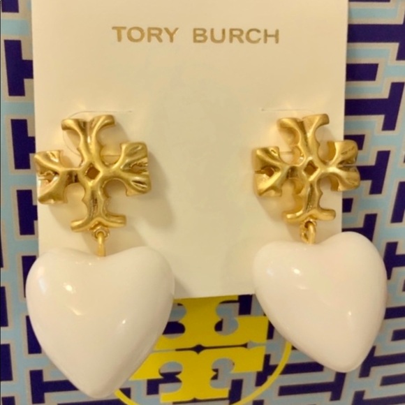 🆕 Tory Burch Roxanne Gold-Tone & Resin Heart Earrings In Ivory White - Picture 10 of 11